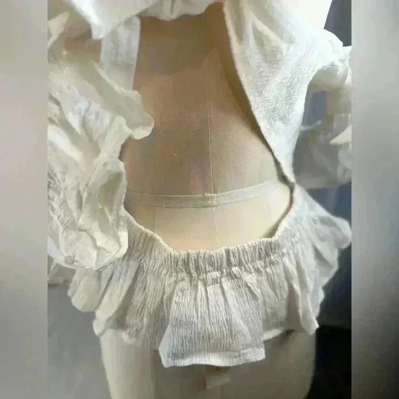 NWT! - Anisa Peplum Bow Back Blouse White (Size Large) - Picture 11 of 11